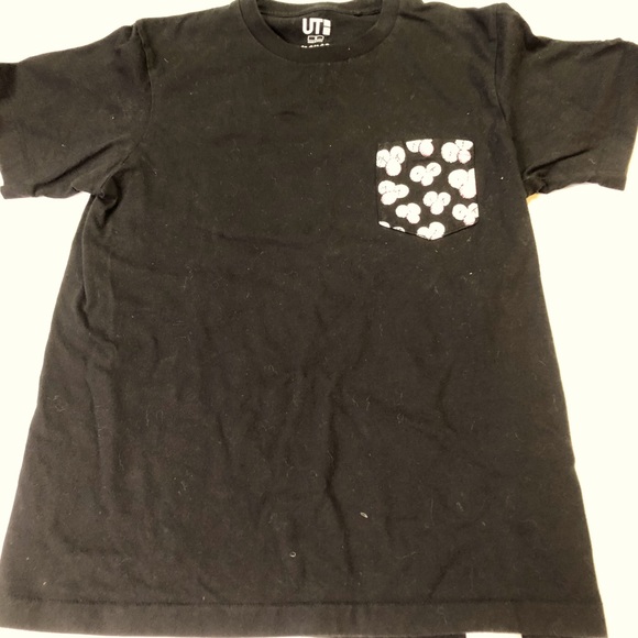 Uniqlo x KAWS | Shirts | Uniqlo X Kaws 